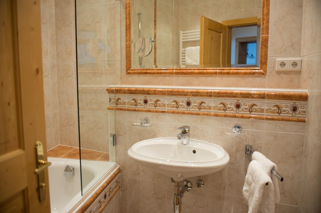 Abanico Appartements Seefeld in Tirol Room photo